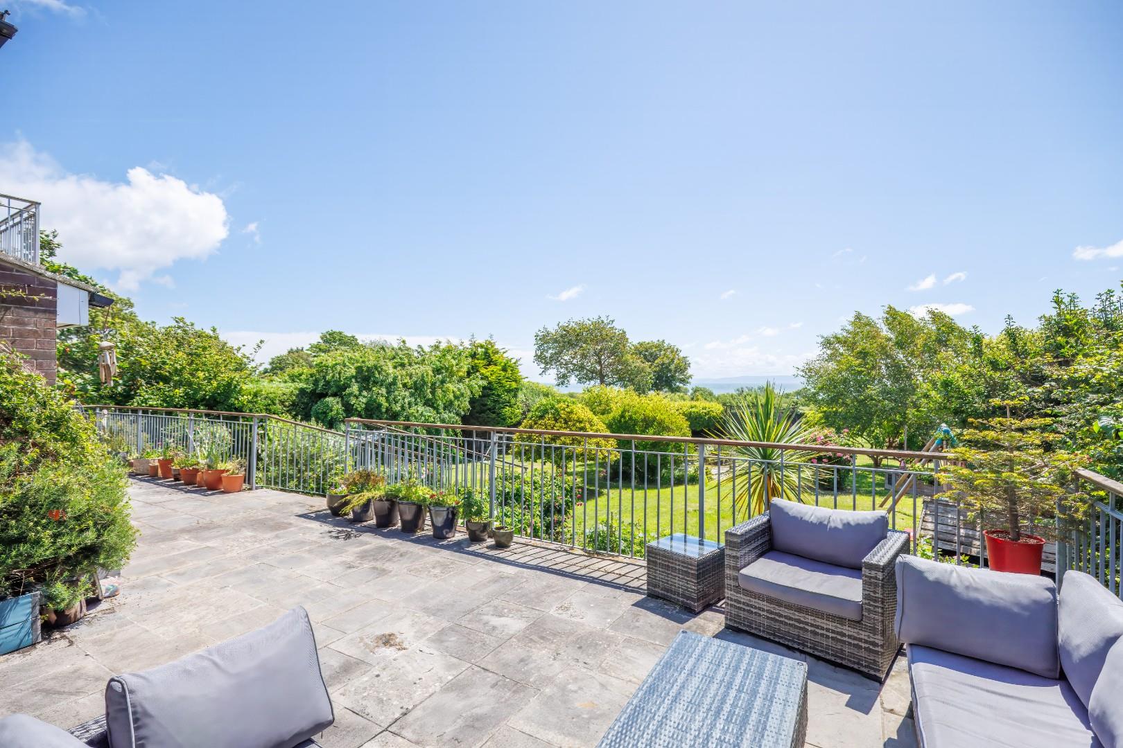 111 Fontygary Road, Rhoose, Barry, Vale Of Glamorgan, CF62 3DU